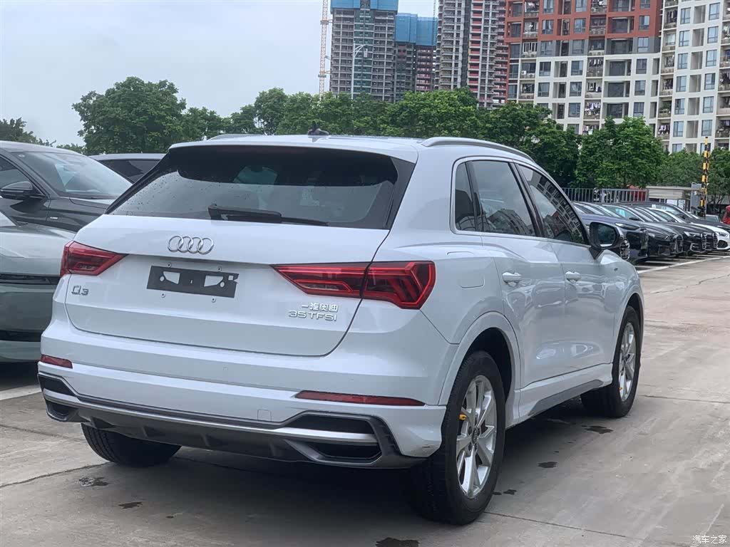 Audi Q3, 2020 4