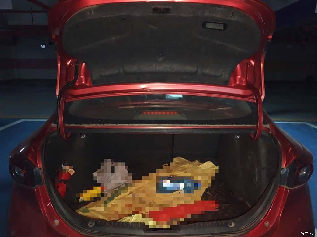 Mazda Mazda3, 2017 10