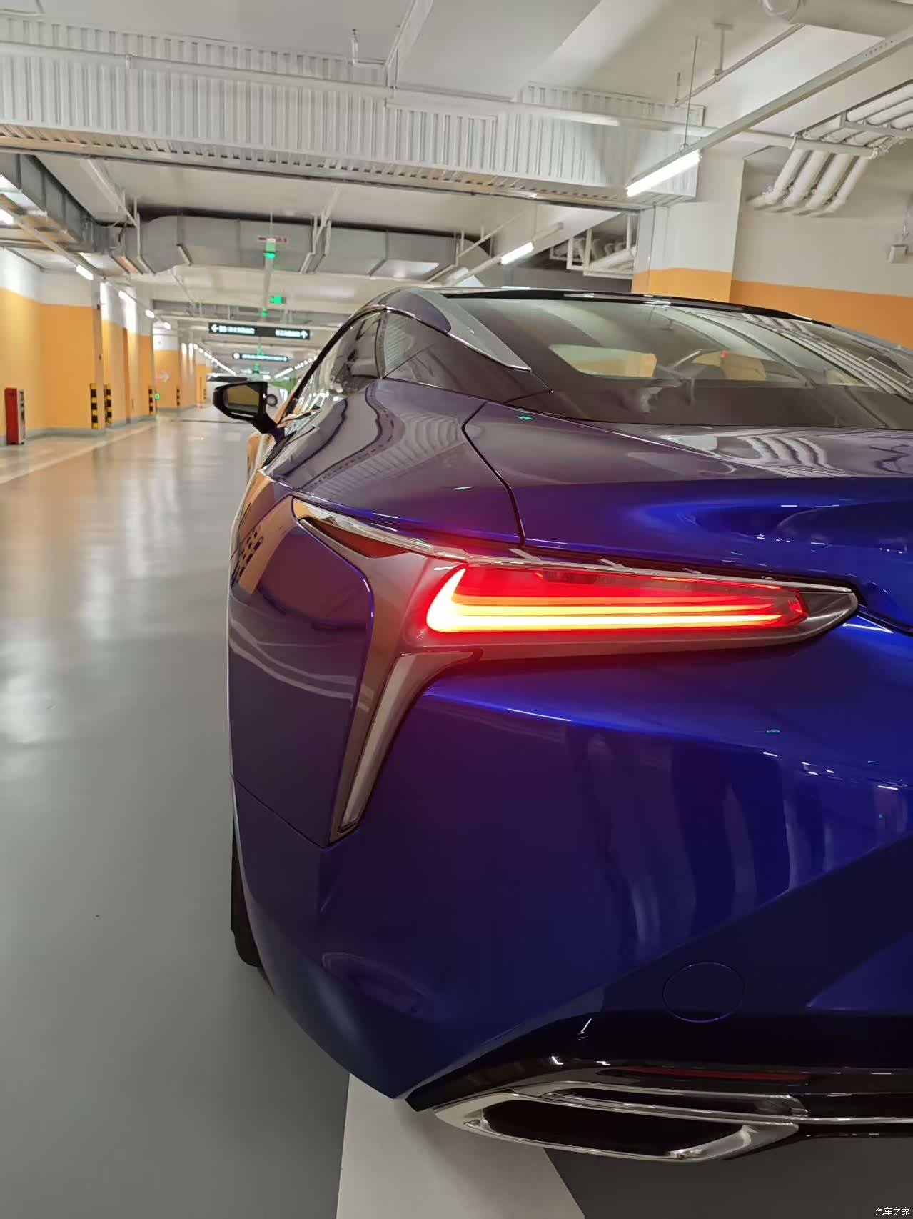 Lexus LC, 2018 7