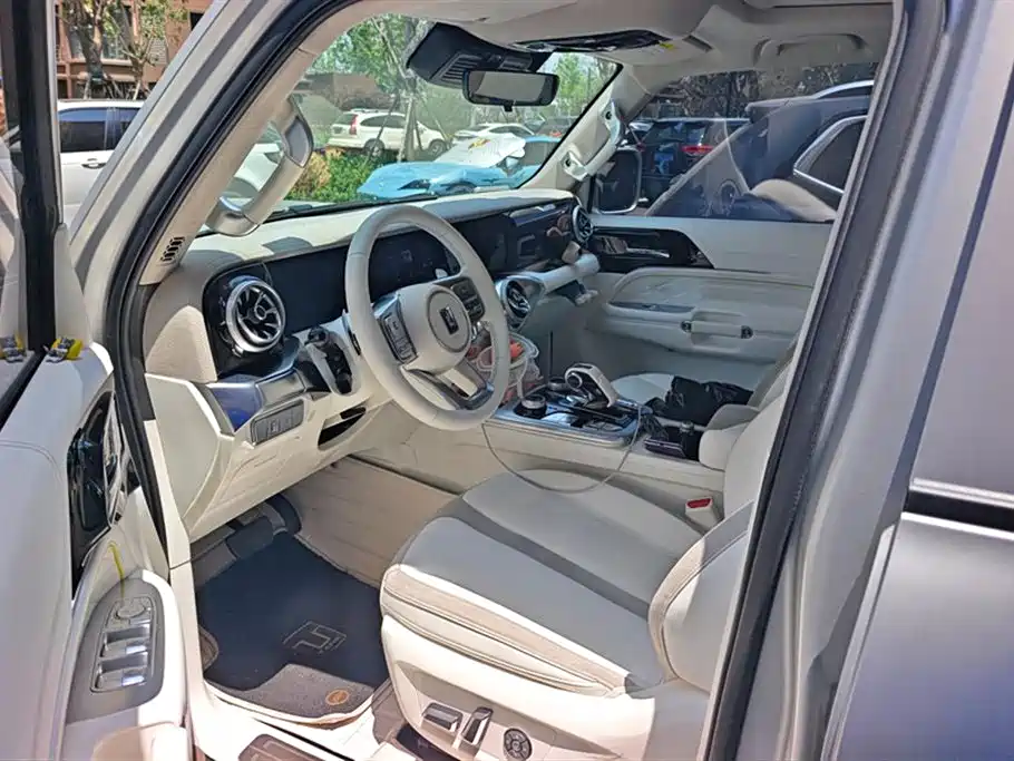 CrossBoundary Co-creation tank 300