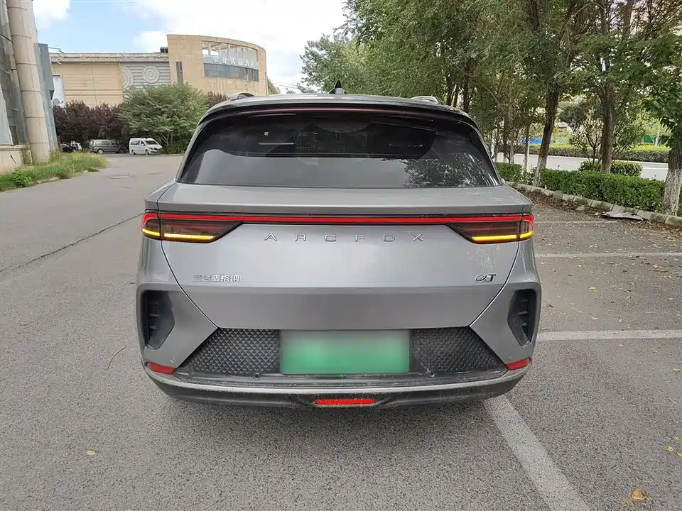 ARCFOX Polar Fox Alpha T