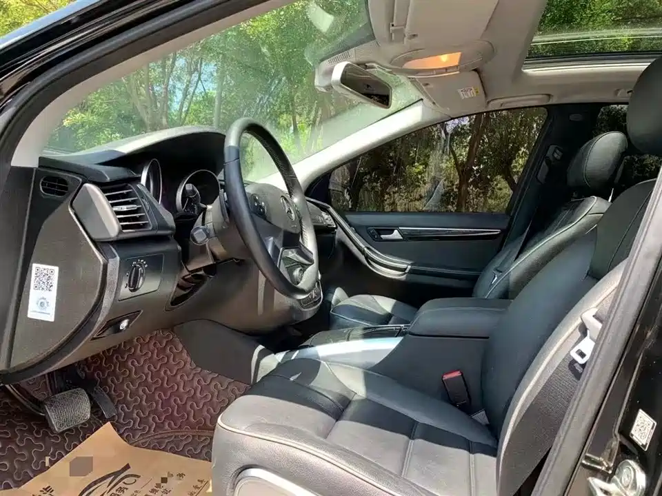 Mercedes-Benz R-class