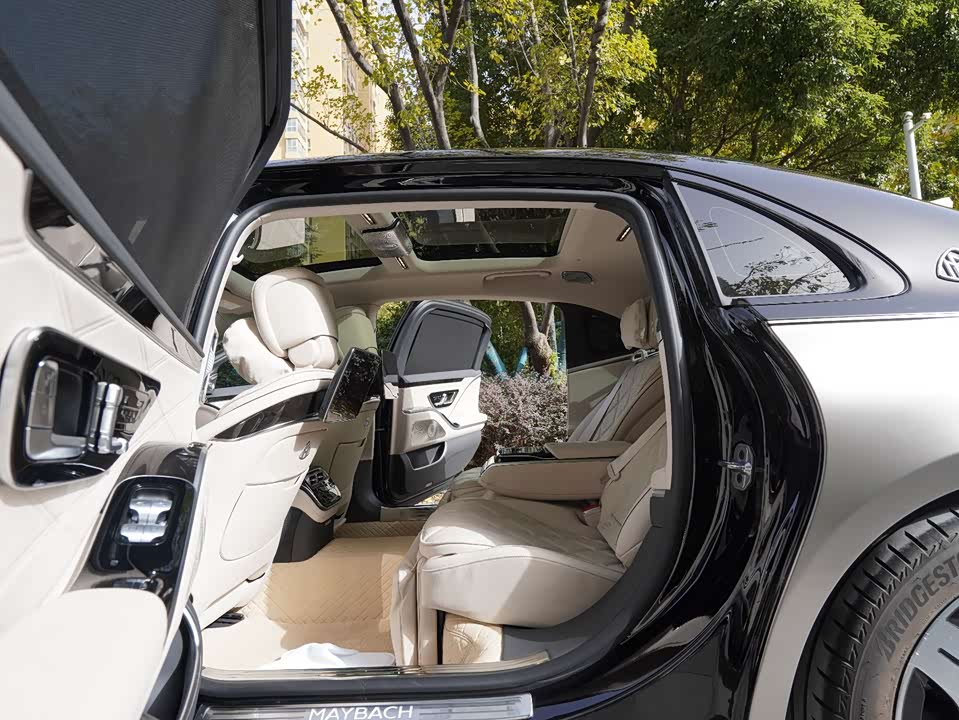 Mercedes-Benz Maybach S-class