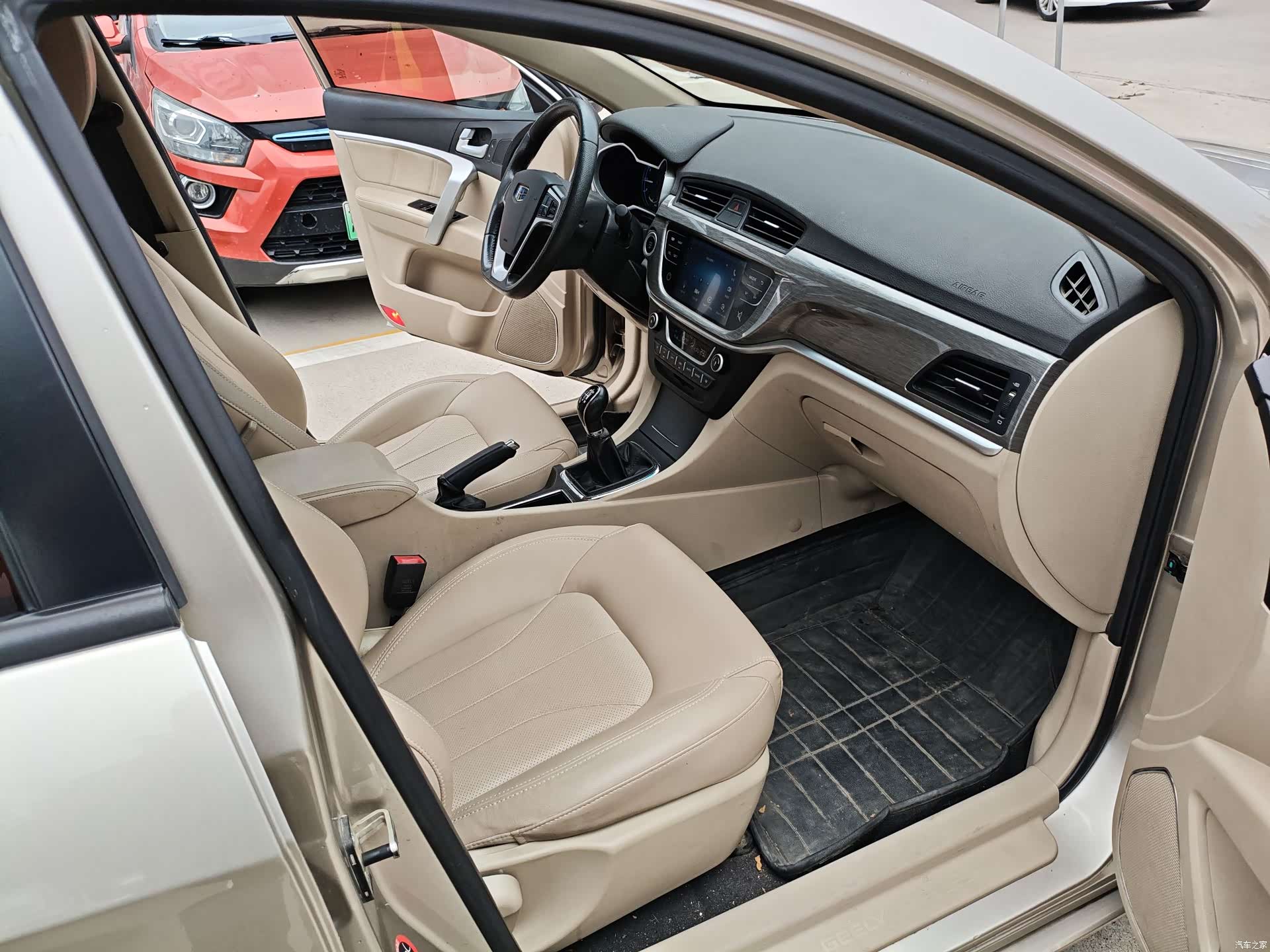 Geely Emgrand, 2017 13