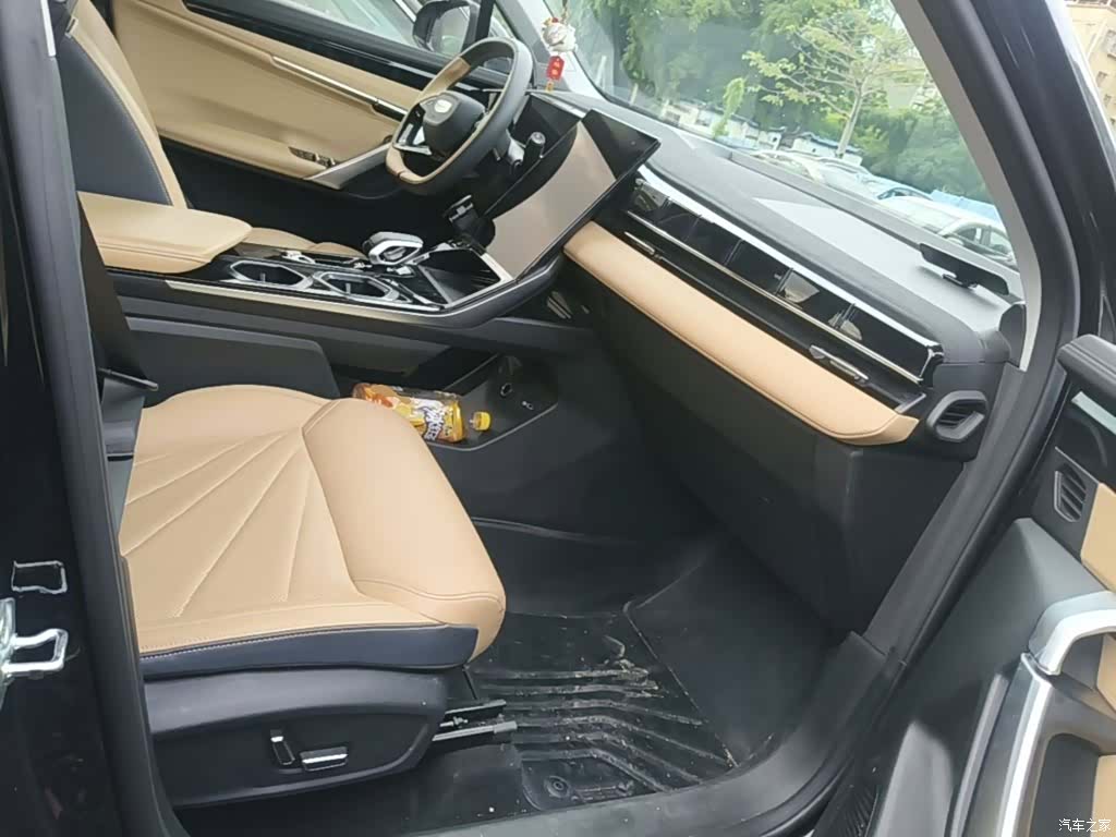 Geely Boyue, 2023 25