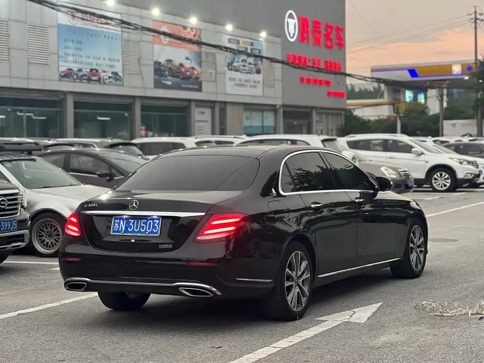 Mercedes-Benz E-class Mercedes-Benz E-class
