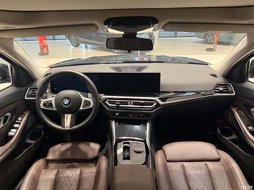 BMW 3 Series, 2024 10