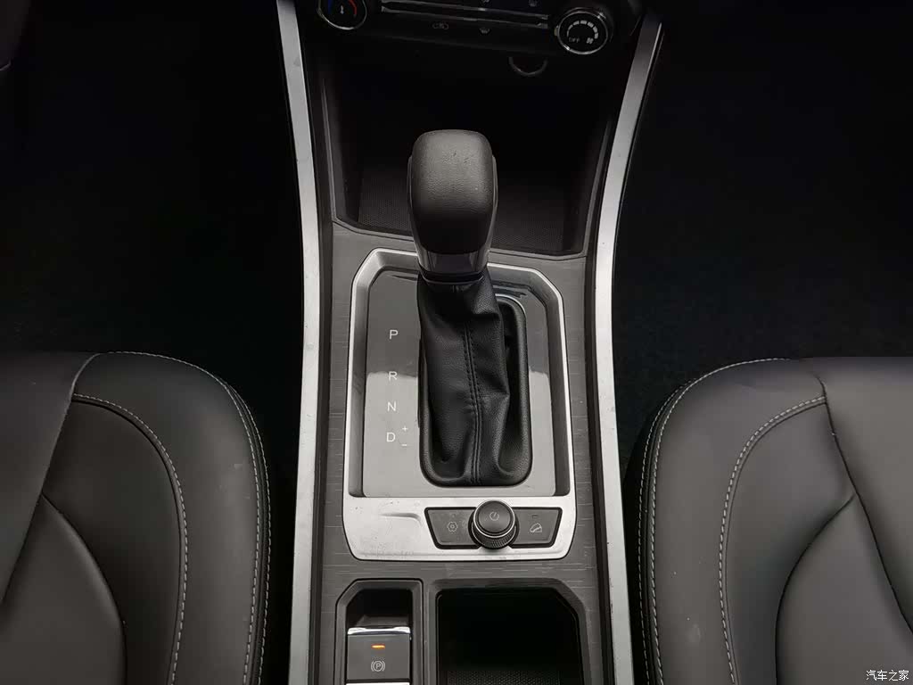 Chery 3x, 2020 13