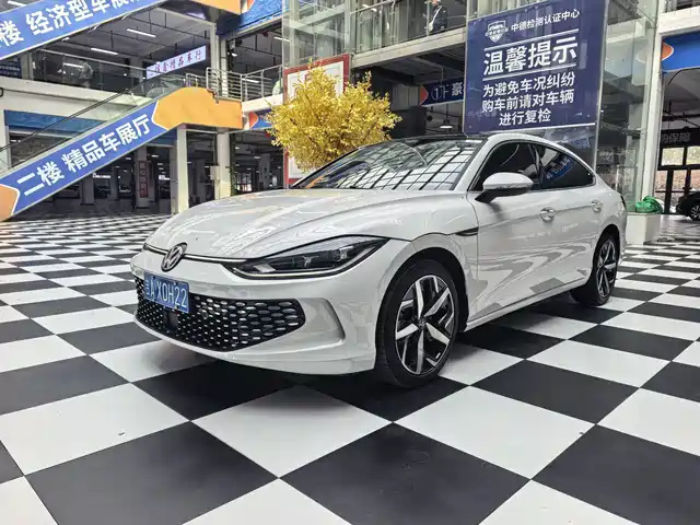Volkswagen Lamando 2022 — купить из Китая под заказ