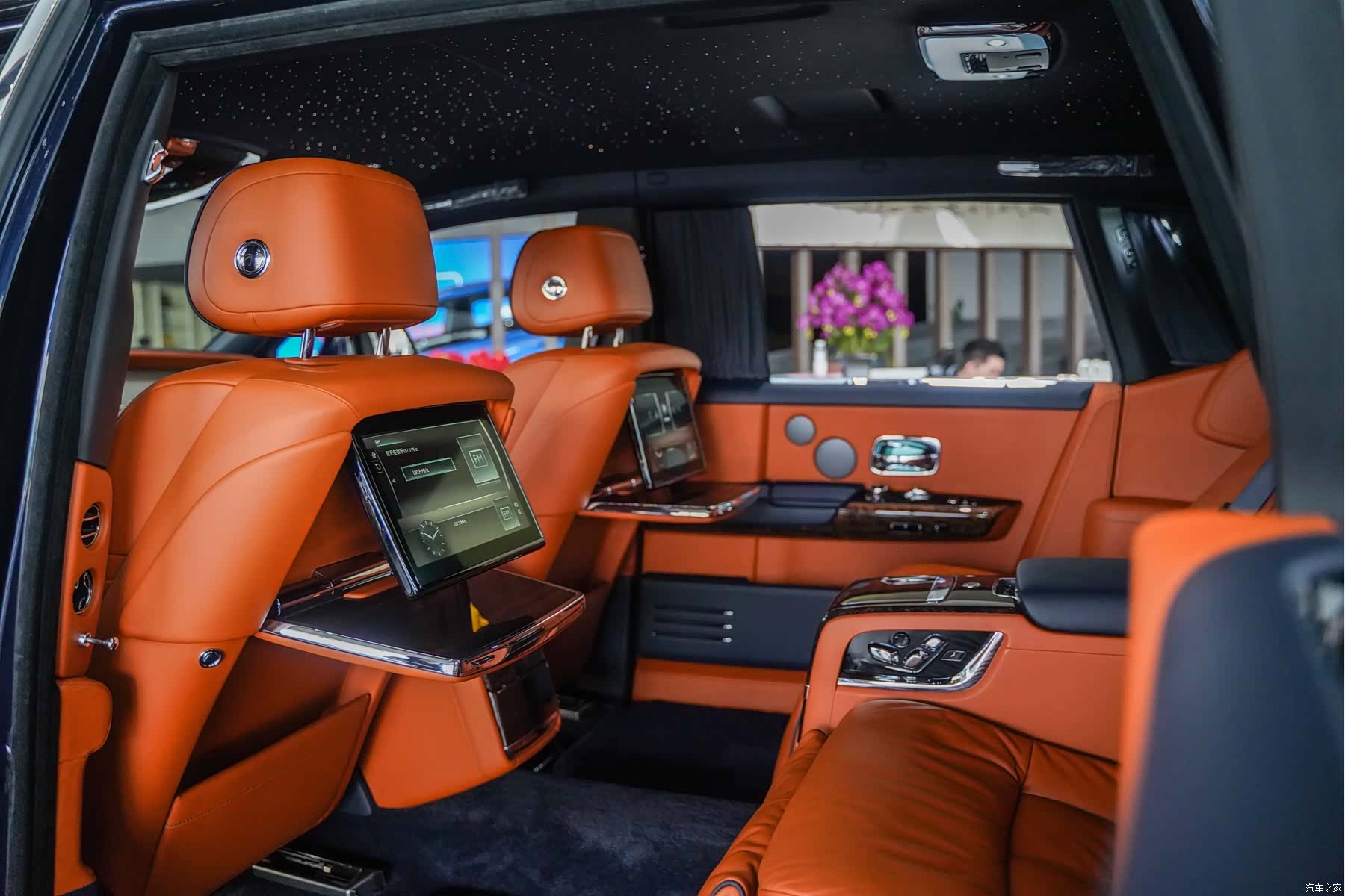 Rolls-Royce Phantom, 2021 16
