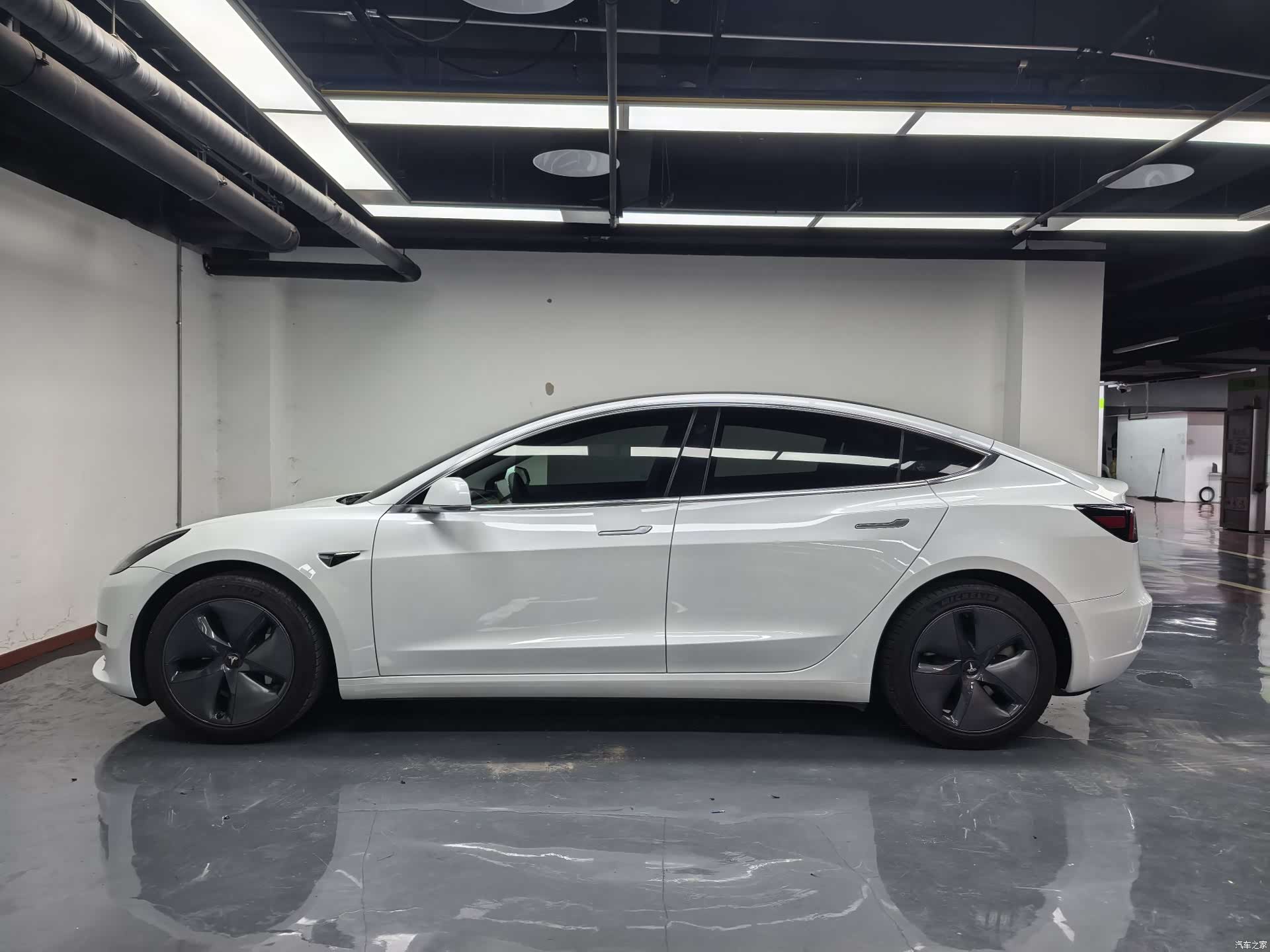 Tesla Model 3, 2021 8
