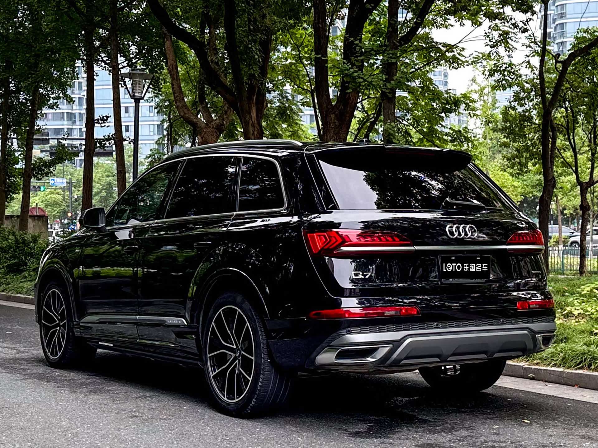 Audi Q7, 2022 3