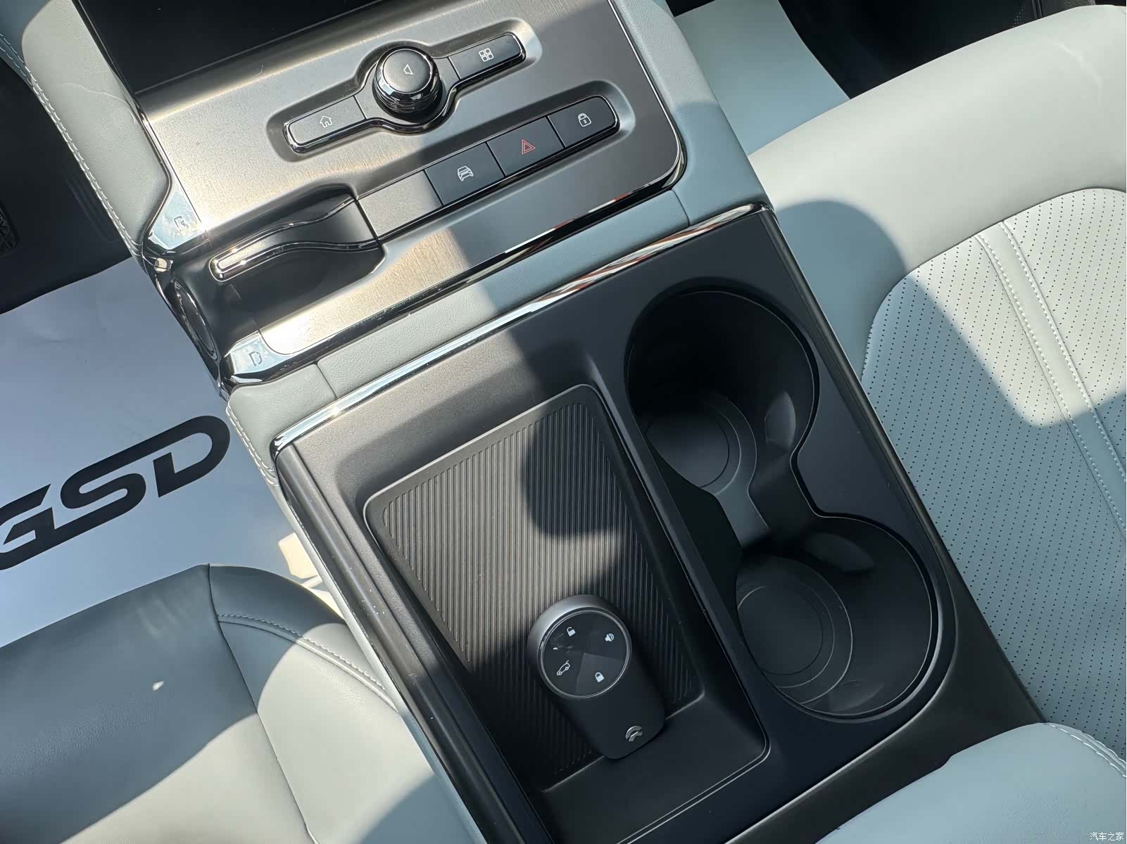 NIO ES6, 2023 10