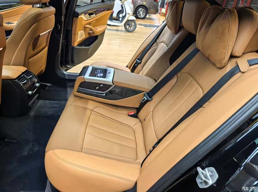 BMW 5 Series, 2020 15