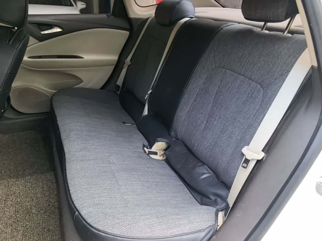 Buick Verano, 2017 17