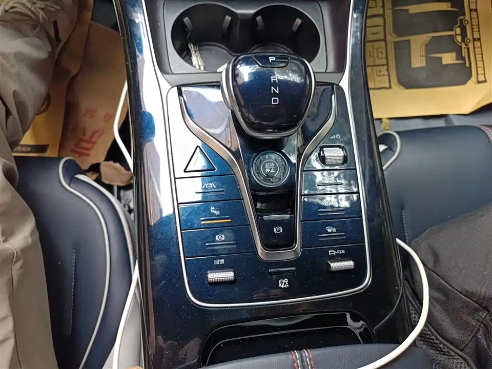 BYD Qin Yuan BYD Qin Yuan