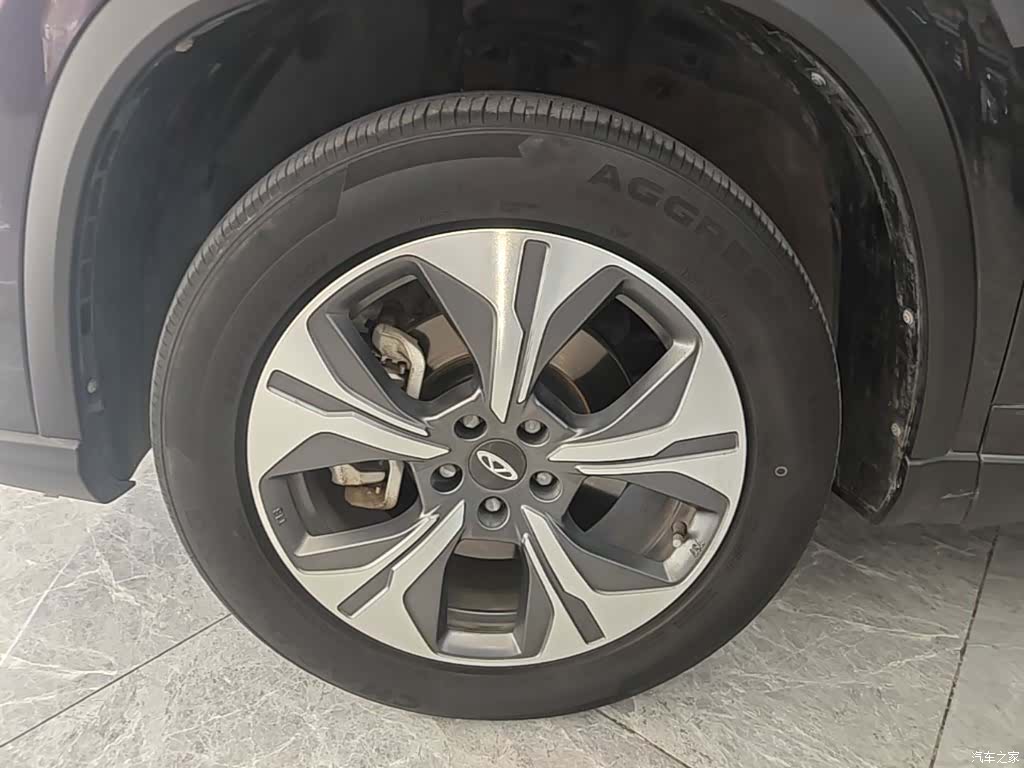 Chery Tiggo 8, 2024 23