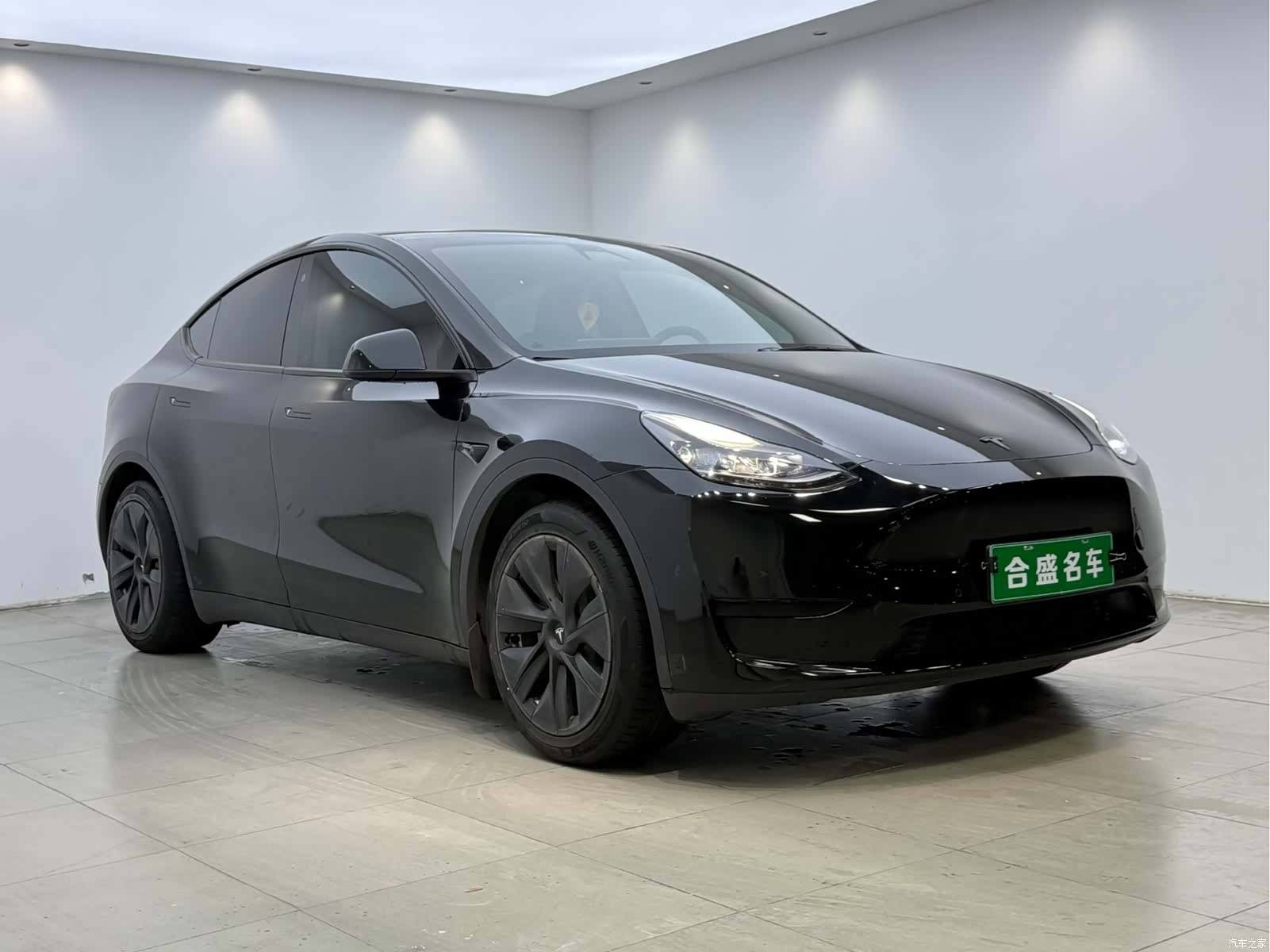 Tesla Model Y, 2022 3