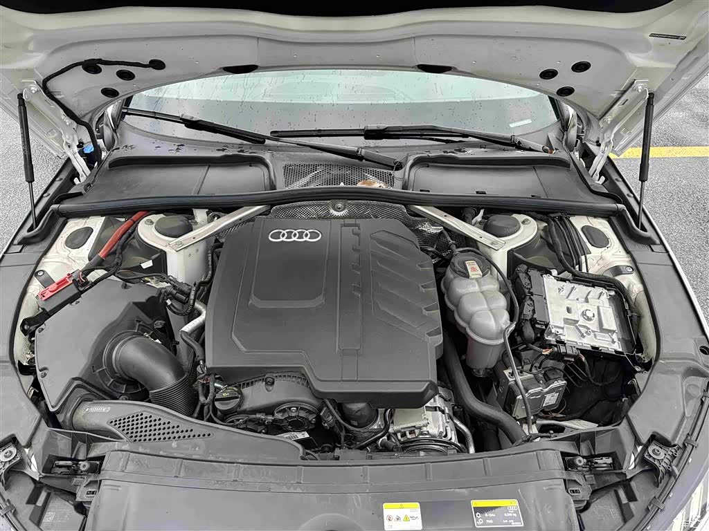 Audi A4L, 2023 9