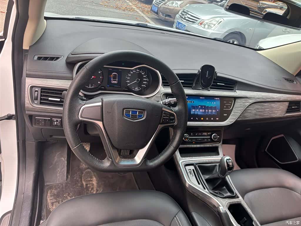 Geely Emgrand, 2018 все фото