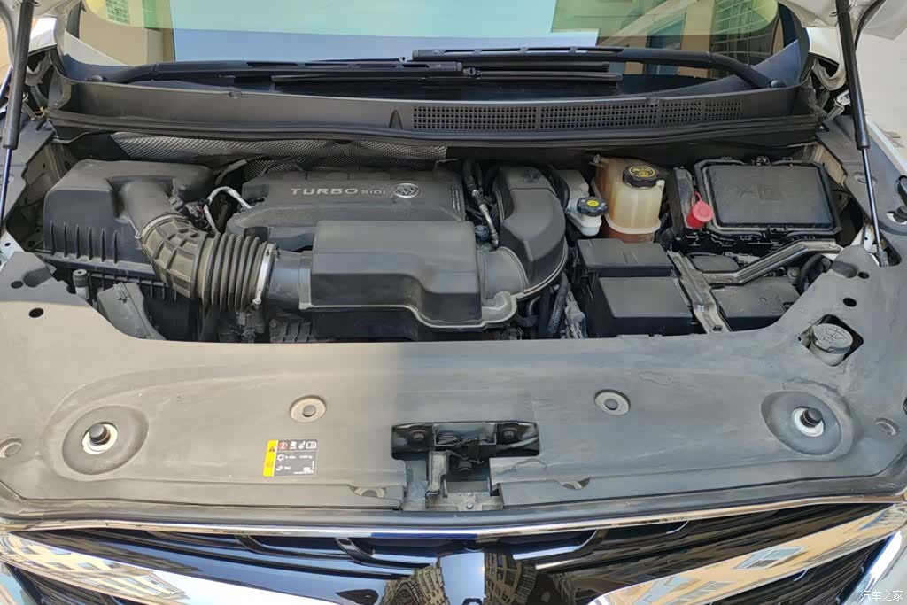 Buick GL8, 2020 10