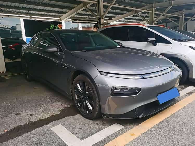 XPENG P7