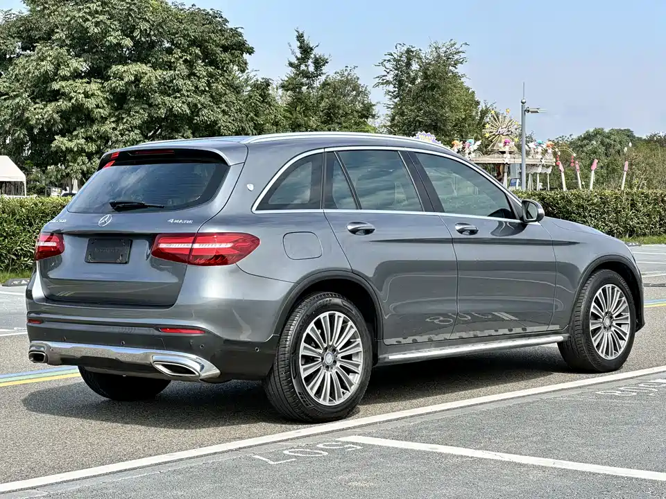 Mercedes-Benz GLC Mercedes-Benz GLC