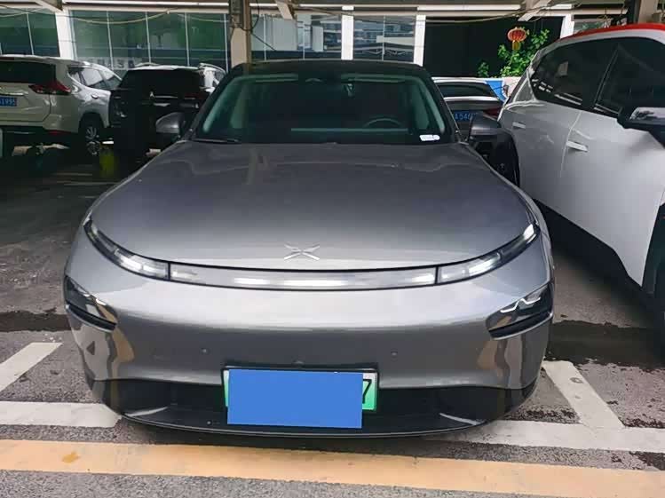 XPENG P7