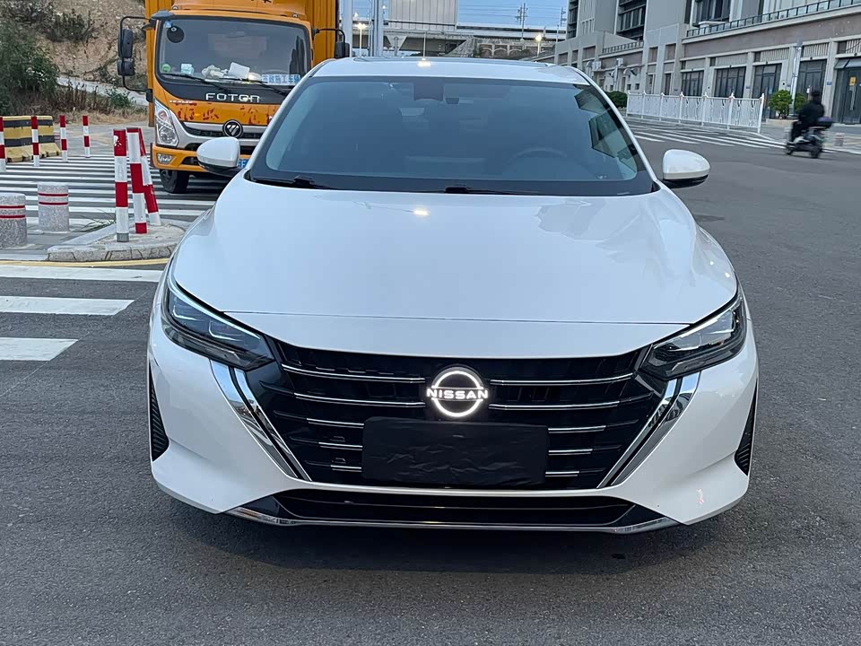 Nissan Xuan Yi