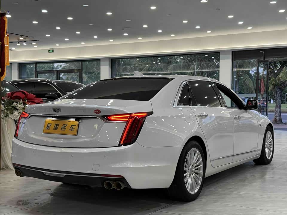 Cadillac CT6