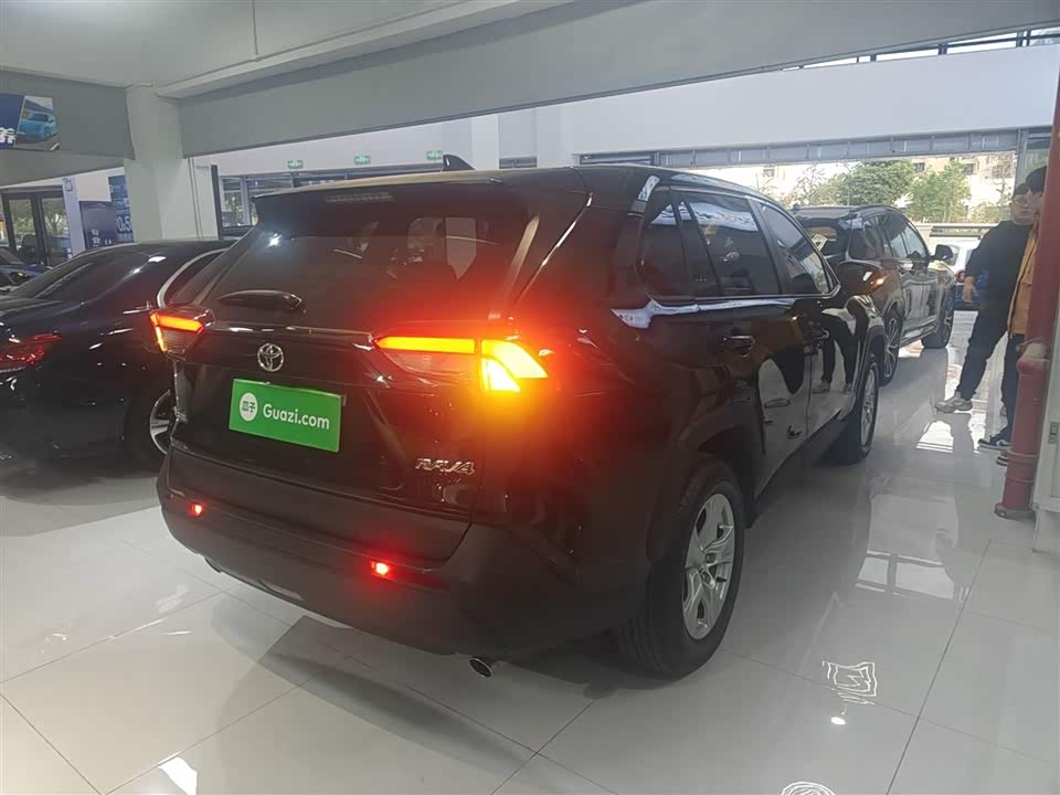 Toyota RAV4 Rongfang