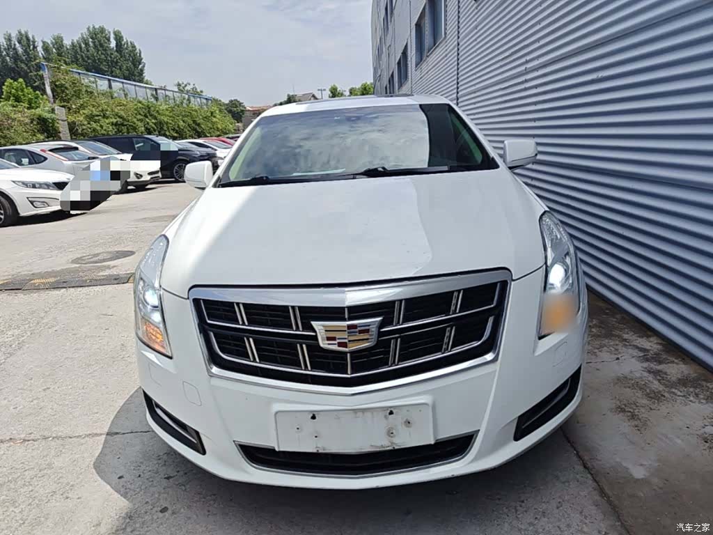 Cadillac XTS, 2017 3