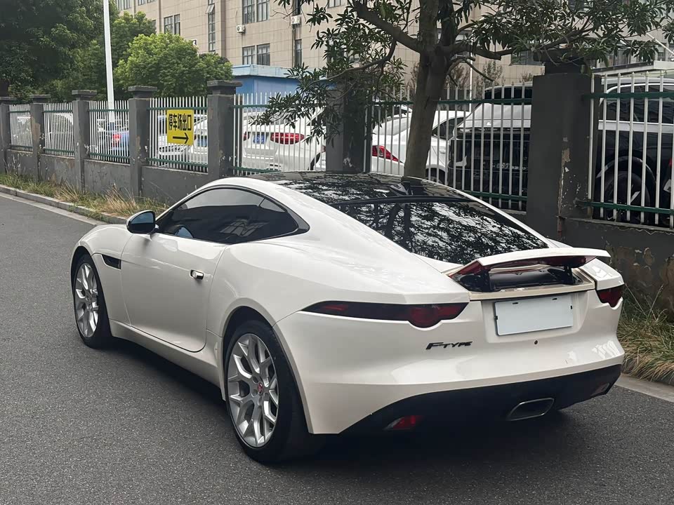 Jaguar F-TYPE