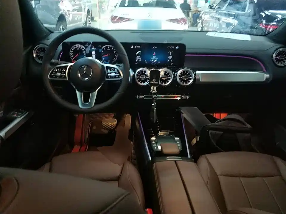 Mercedes-Benz GLB Mercedes-Benz GLB