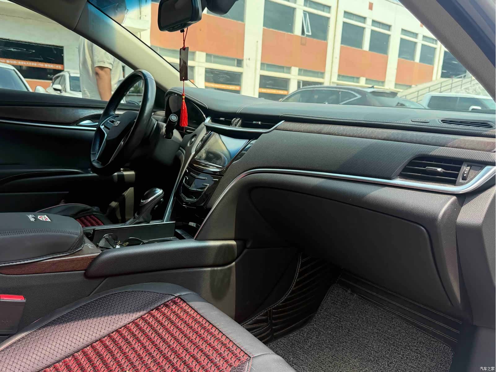 Cadillac XTS, 2017 15