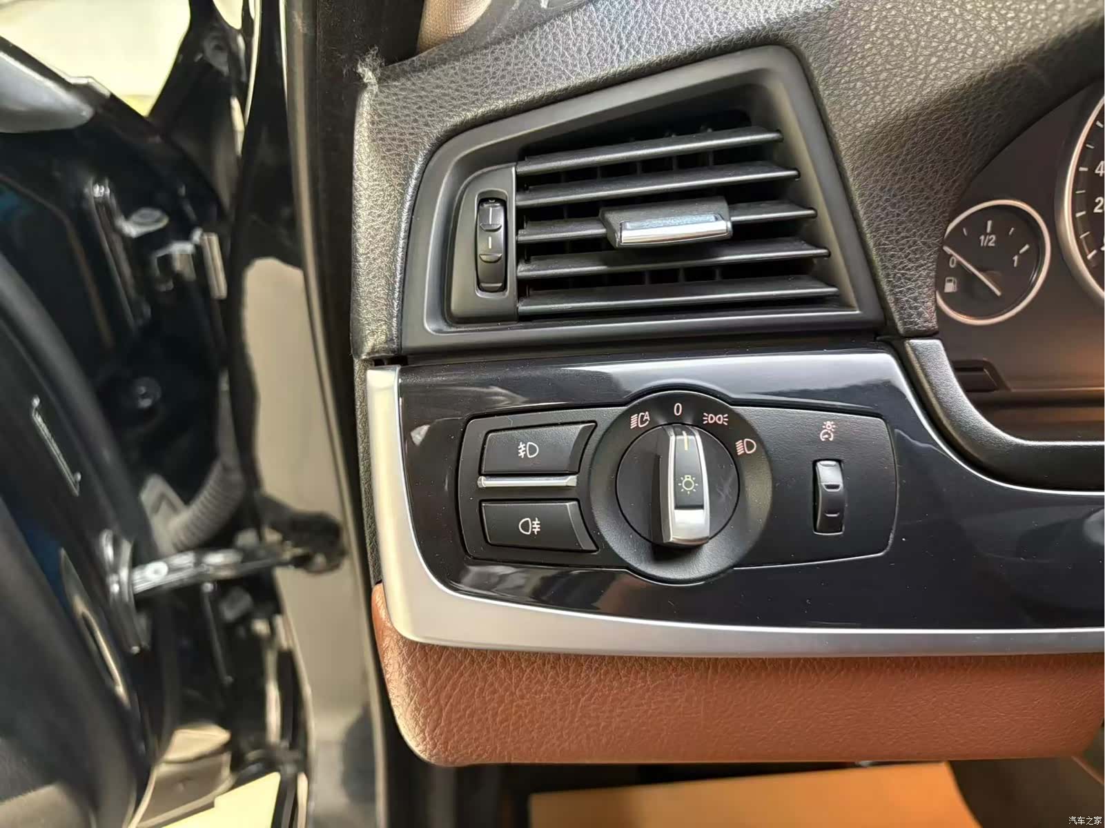 BMW 5 Series, 2014 9