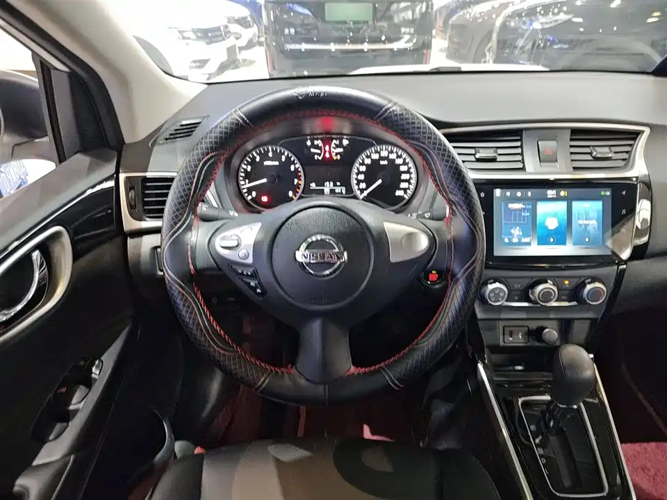 Nissan Xuan Yi