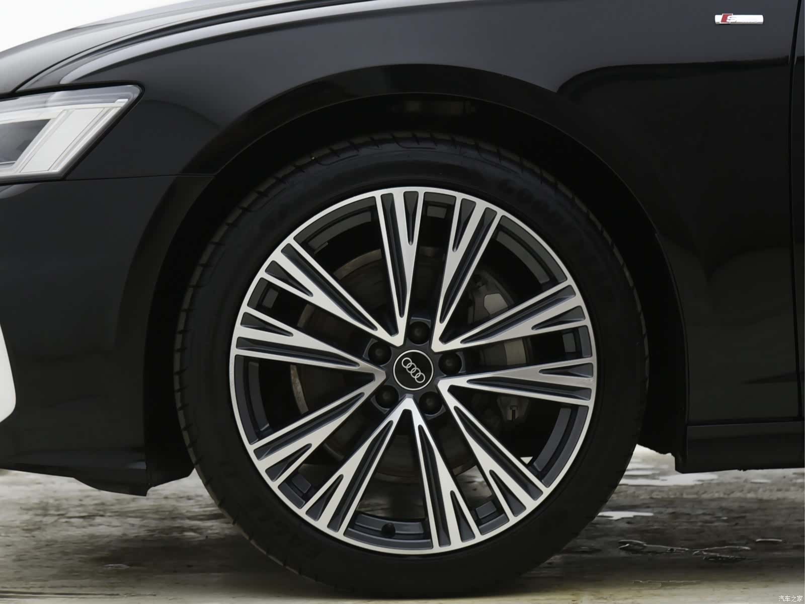 Audi A6L, 2025 все фото