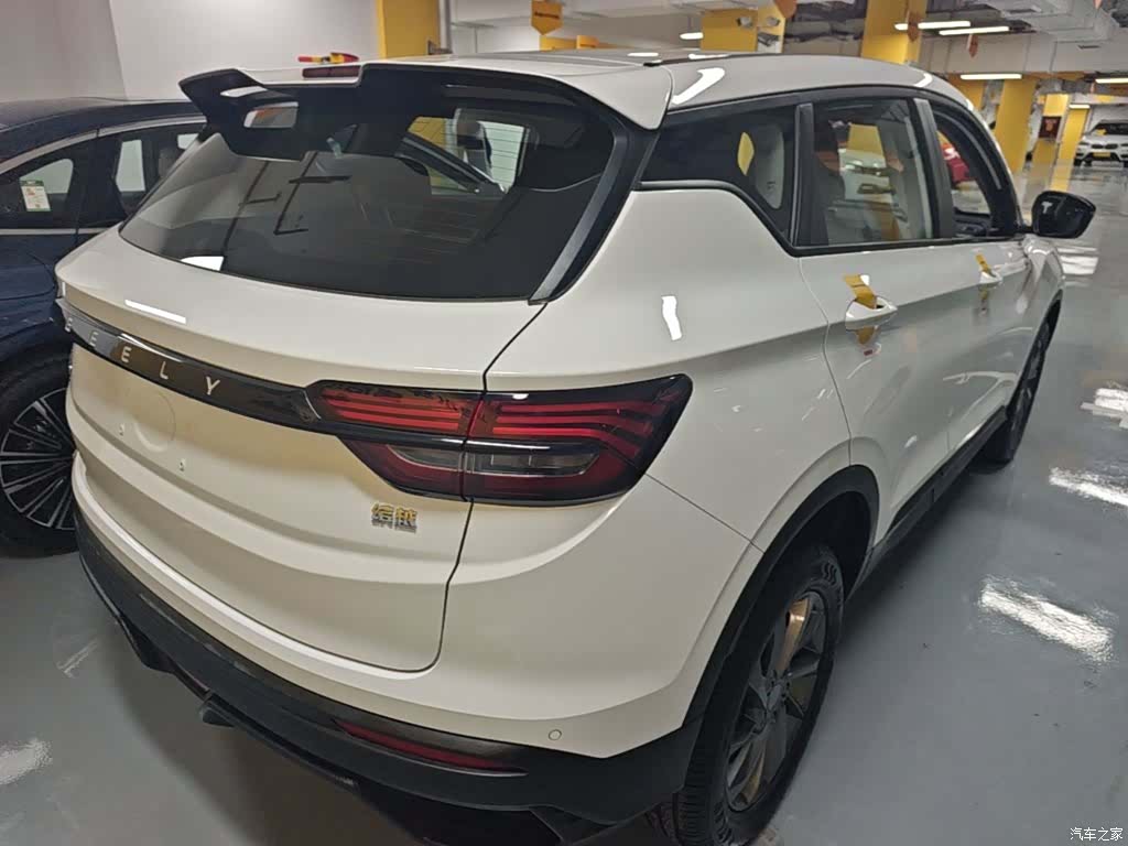 Geely Coolray, 2025 7