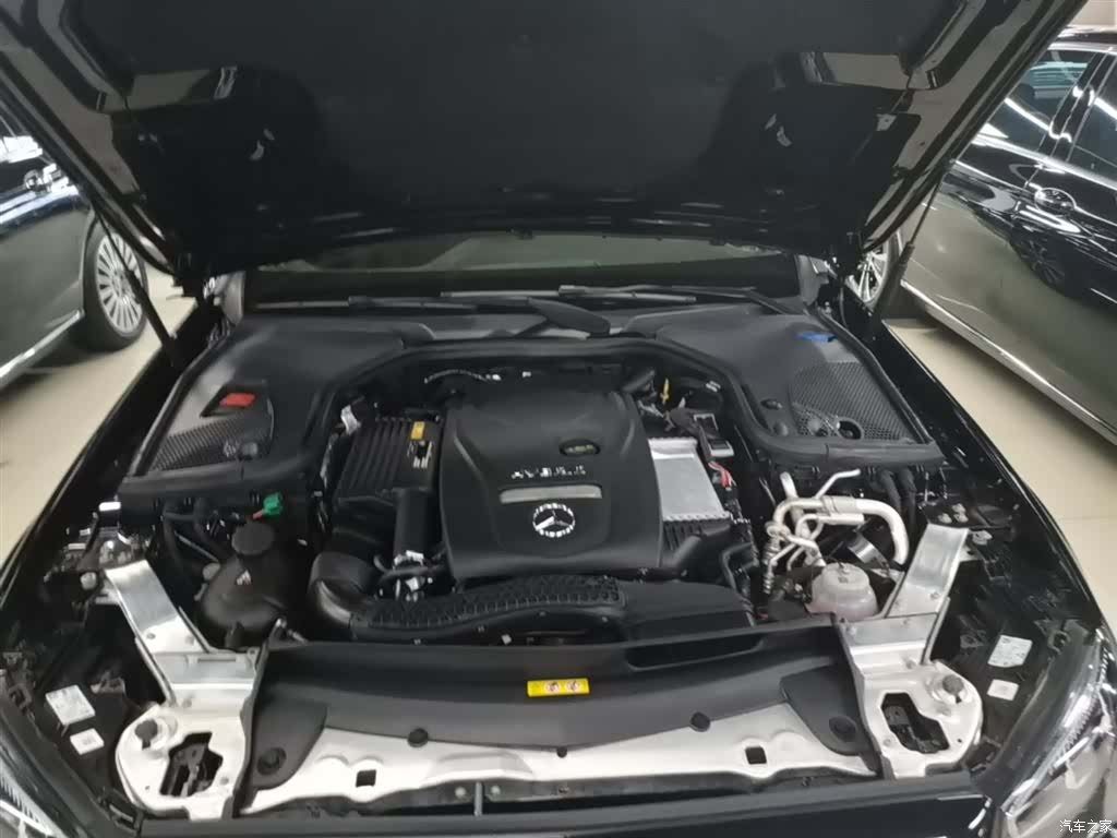 Mercedes-Benz E-Class, 2023 20