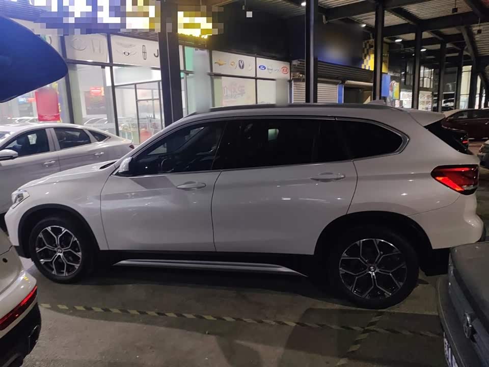 BMW X1