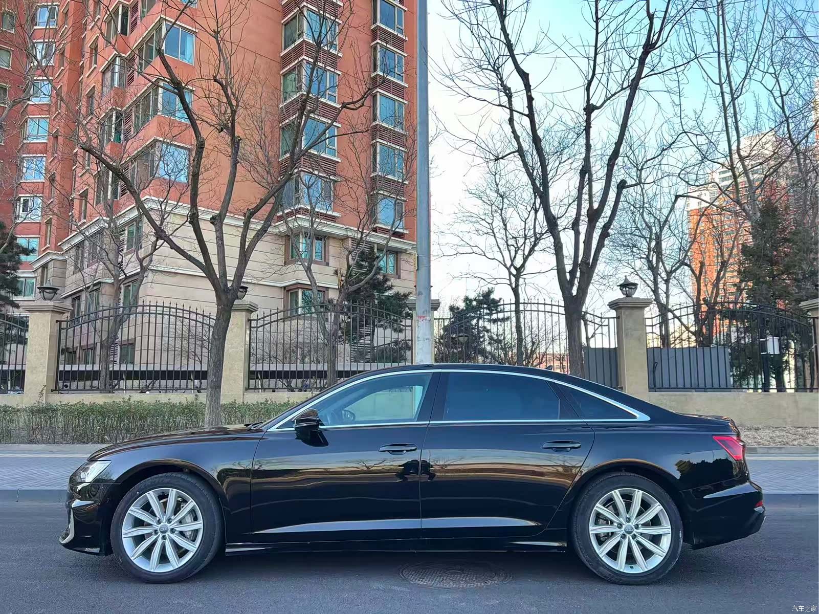 Audi A6L, 2022 9