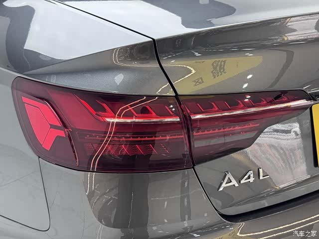 Audi A4L, 2022 9