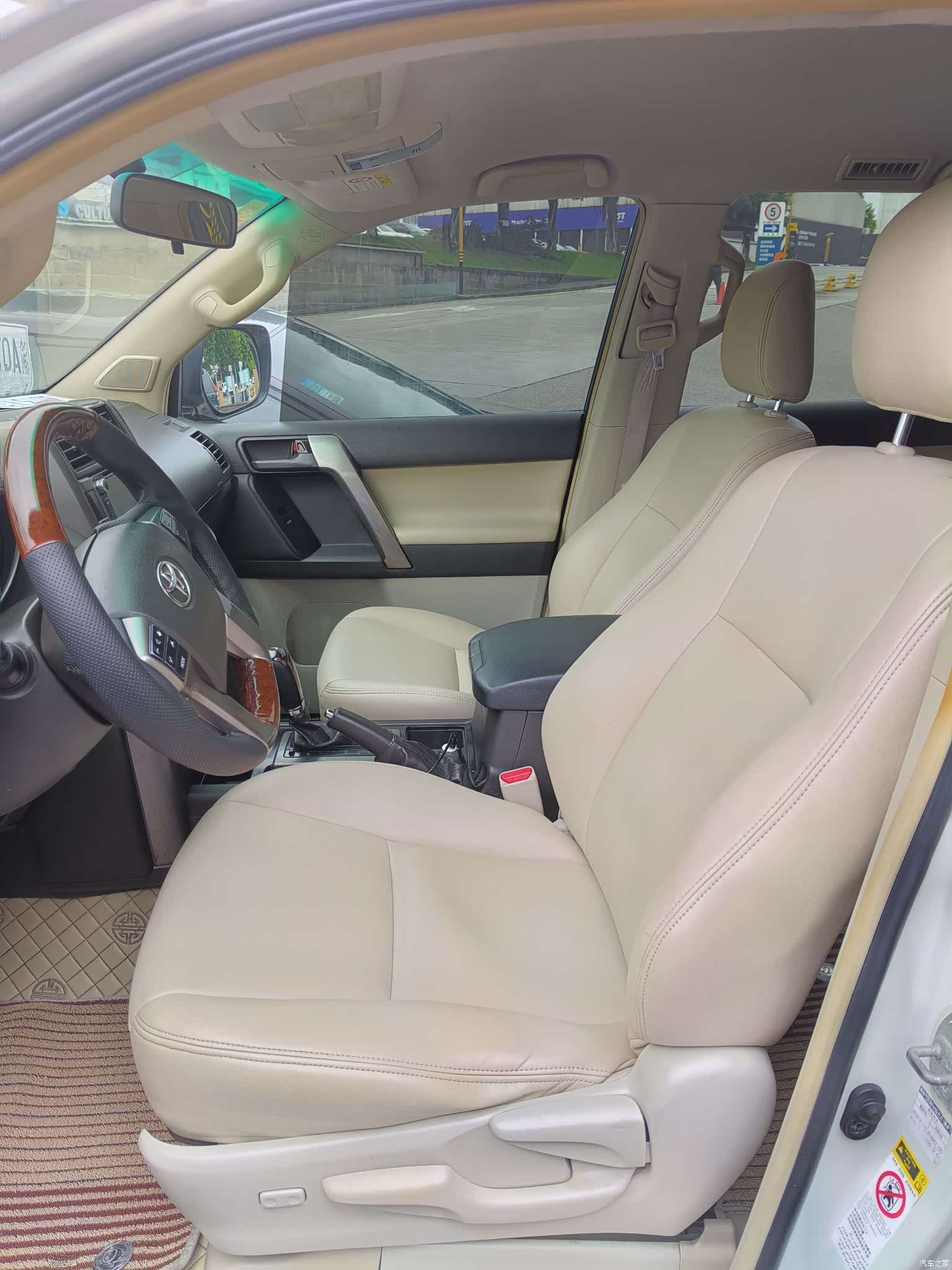 Toyota Prado, 2011 7