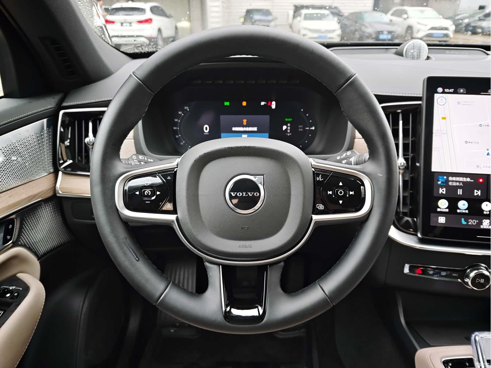 Volvo XC90, 2025 11