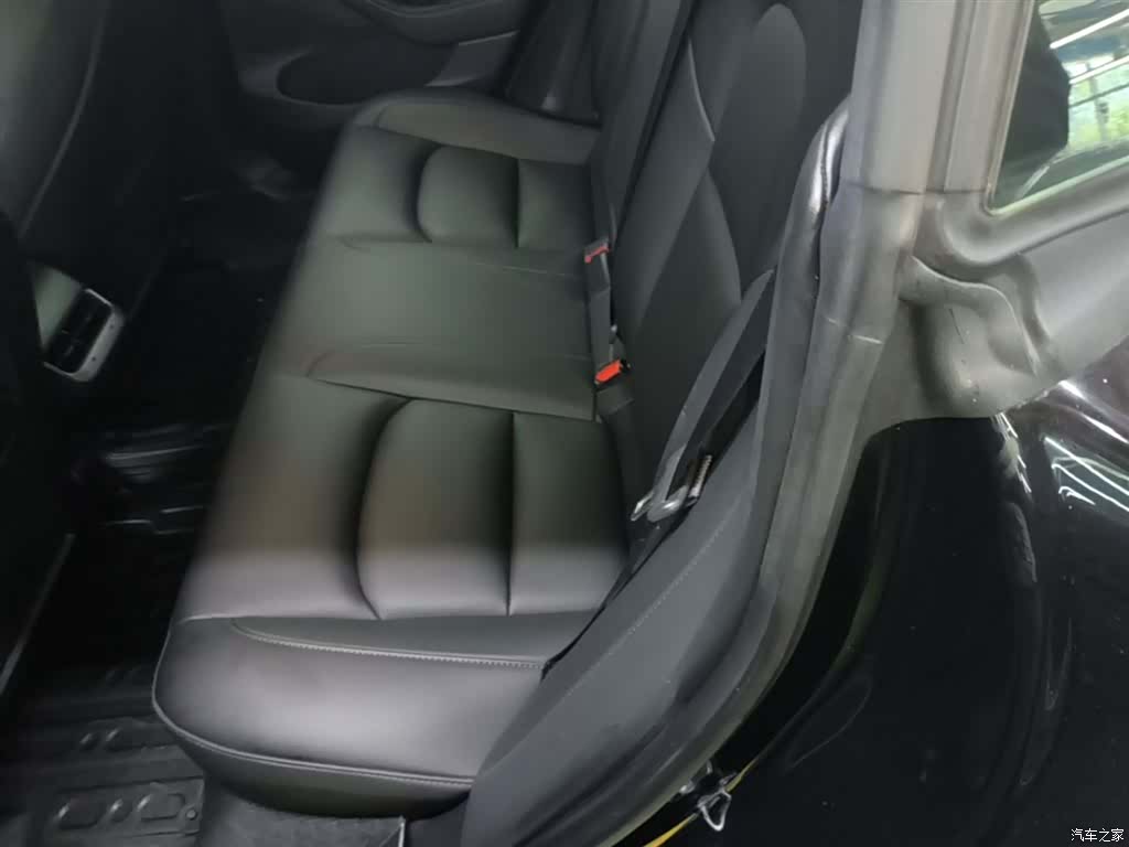 Tesla Model 3, 2021 17