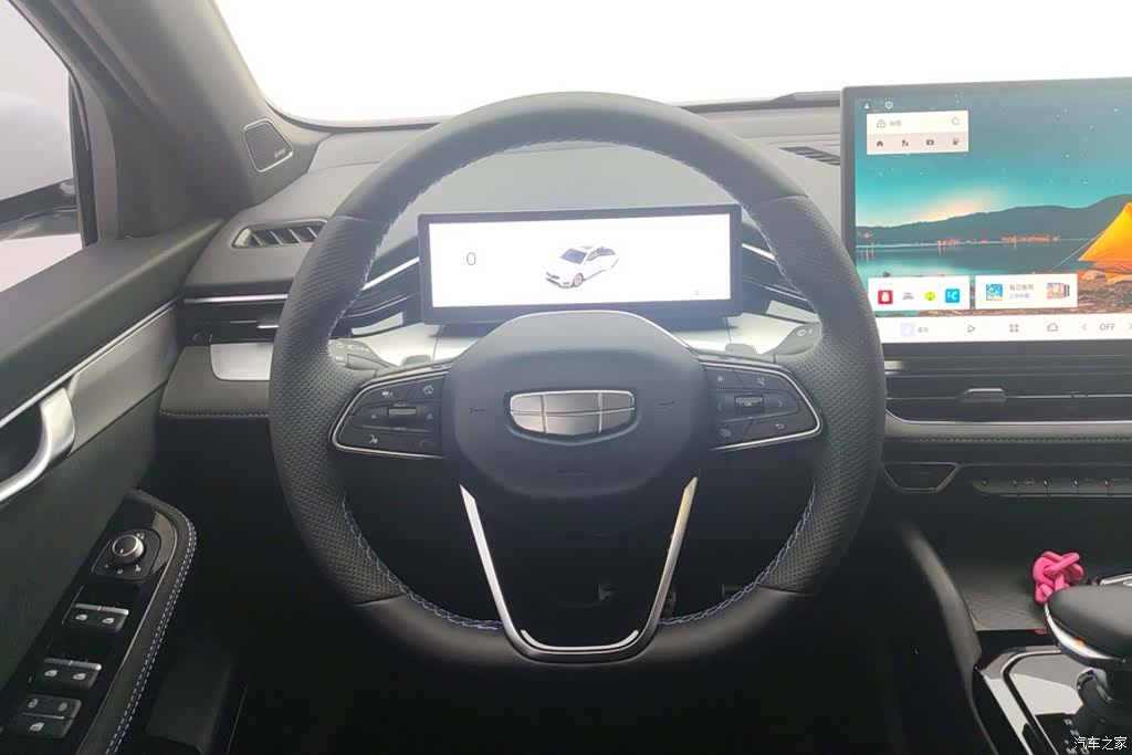 Geely Preface, 2025 15