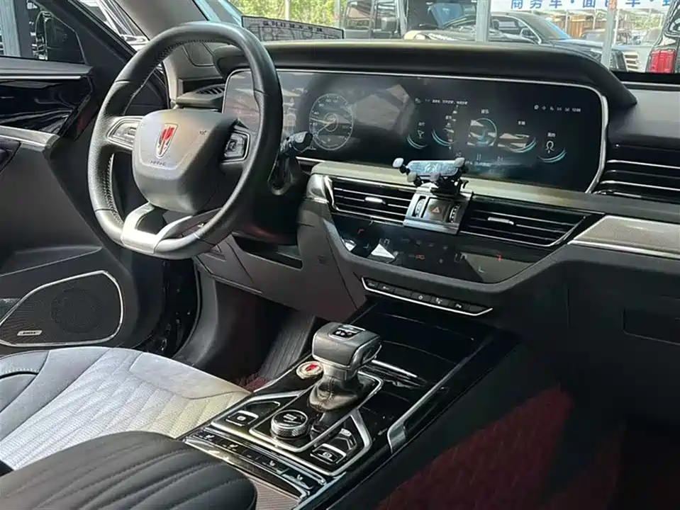 Hongqi HS5 Hongqi HS5