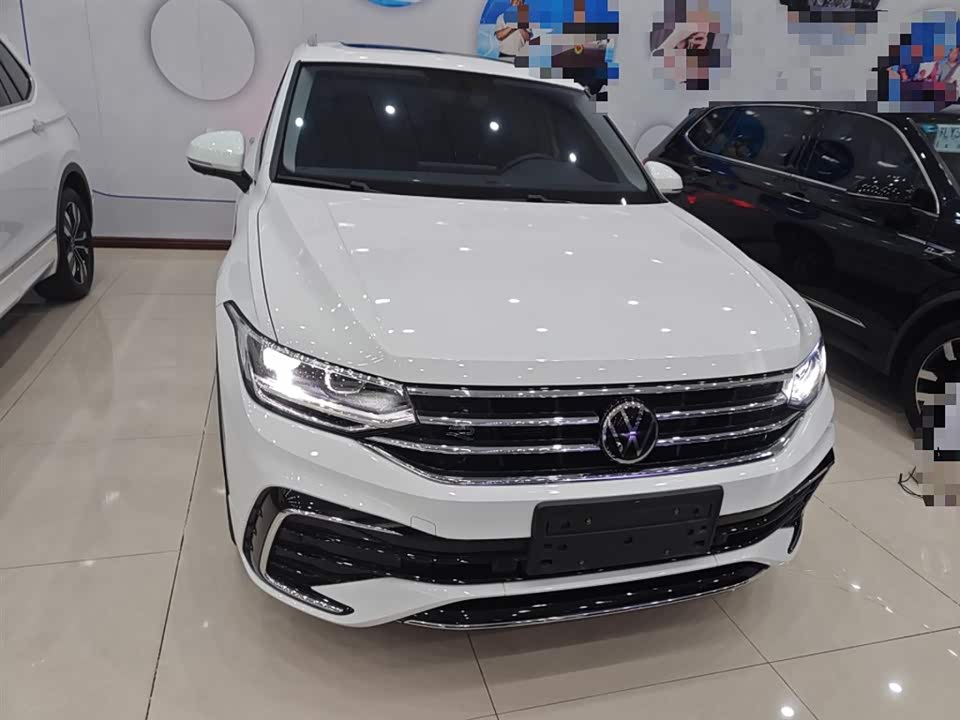 Volkswagen Tiguan L