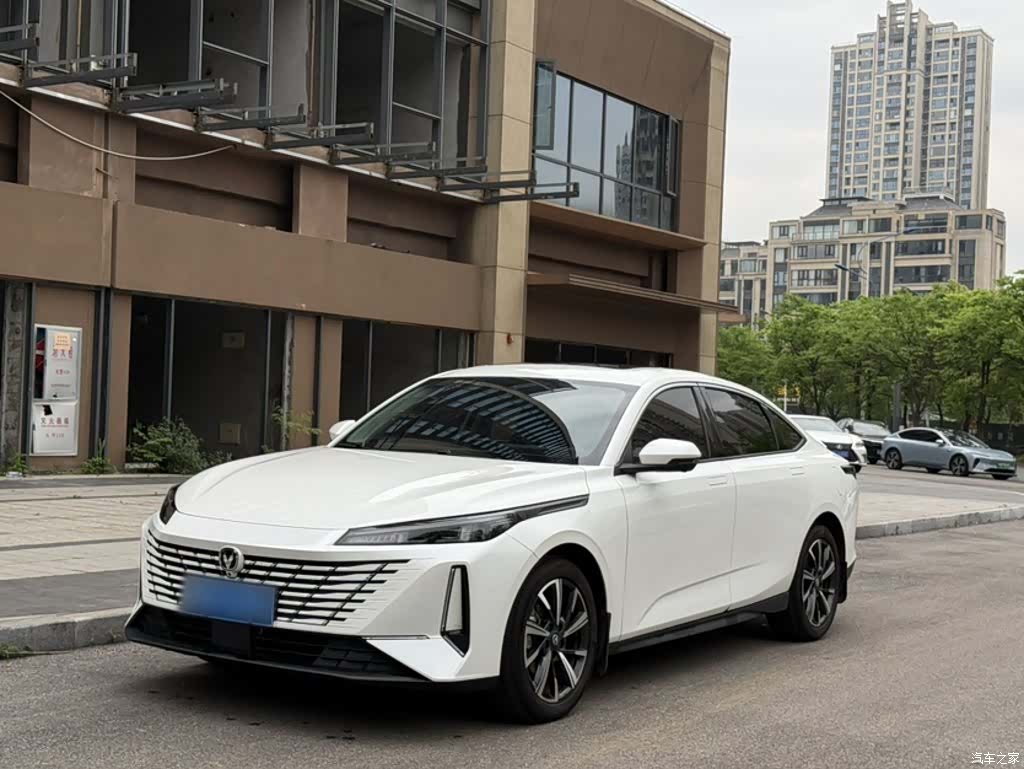 Changan Eado, 2025 15